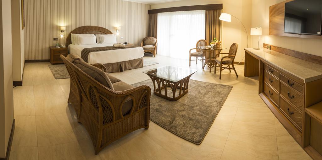Hotel Camino Real سانتا كروز دي لا سي المظهر الخارجي الصورة